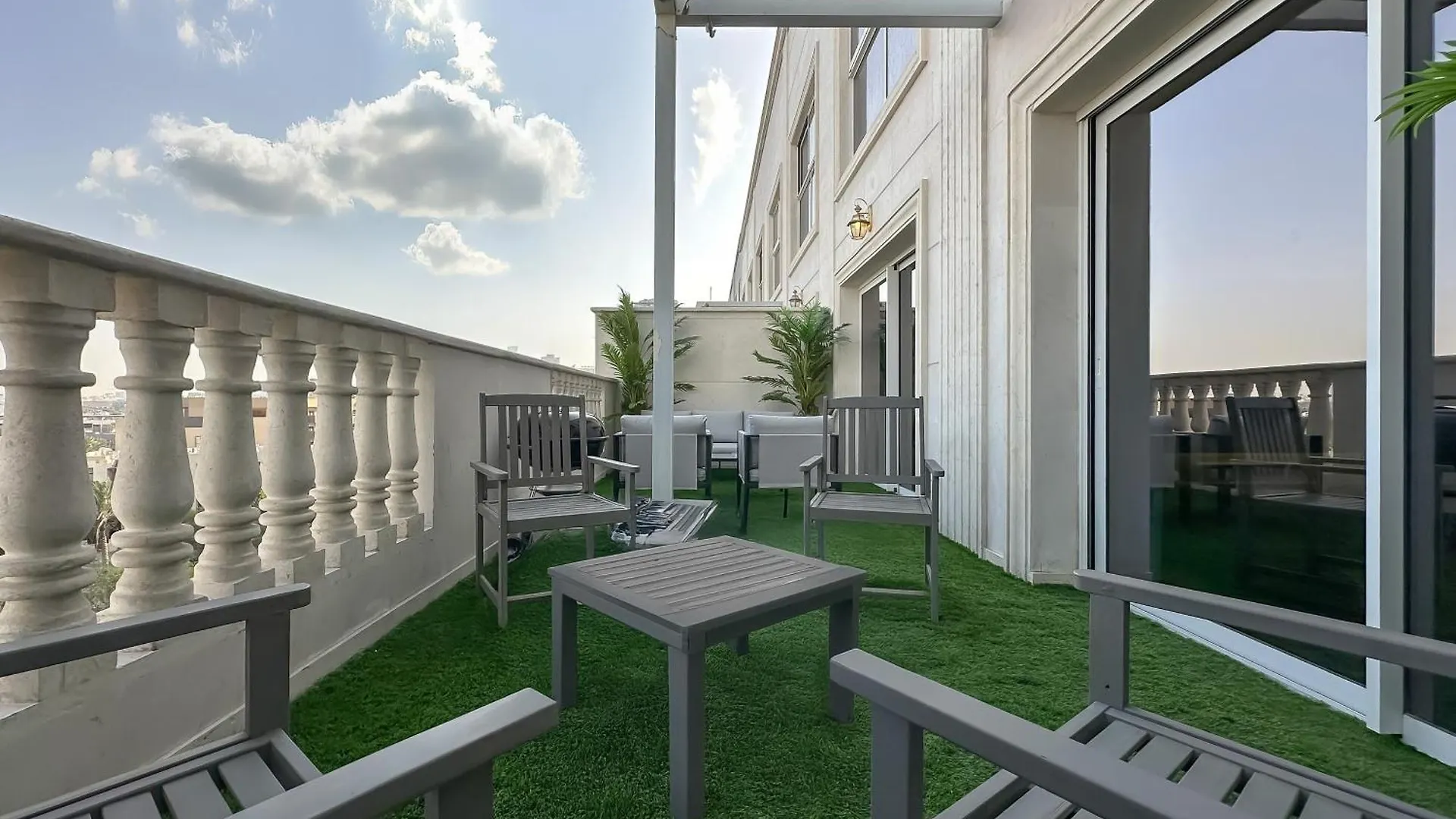 Trophy-Charm Meets Perfection In Jvc Apartment Dubai 0*,